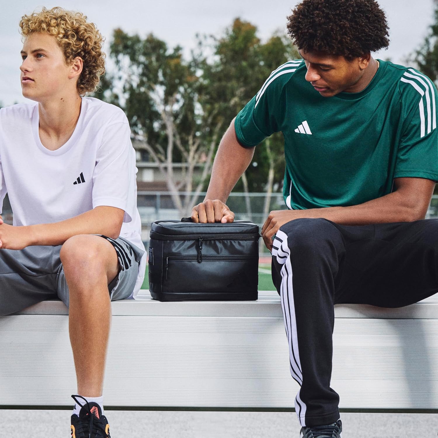 Detalle de adidas Lunch Bag with Insulated Lining