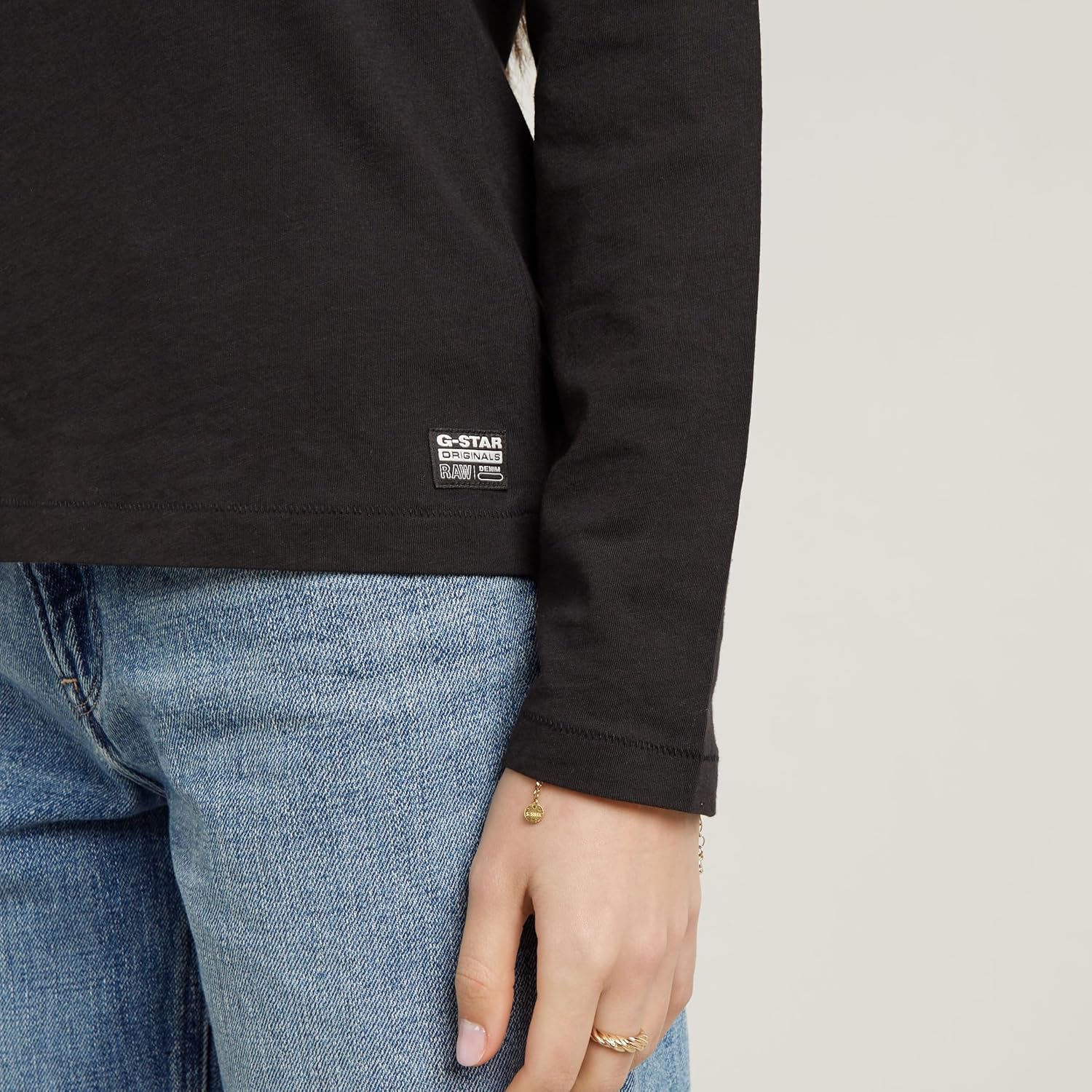 Detalle de G-Star RAW Haut Front Seam pour Femme – Élégance sobre et confort au quotidien