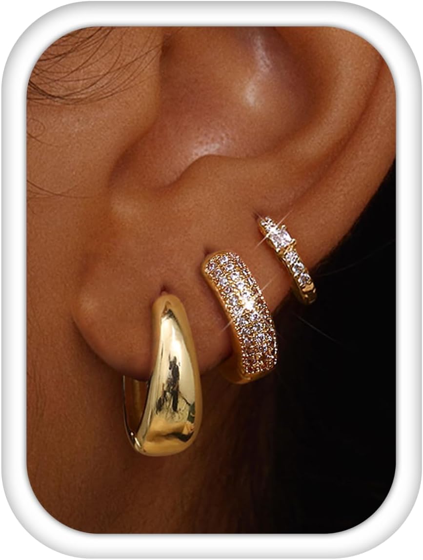 Detalle de LOLIAS Small Hoop Earrings 3 Pairs
