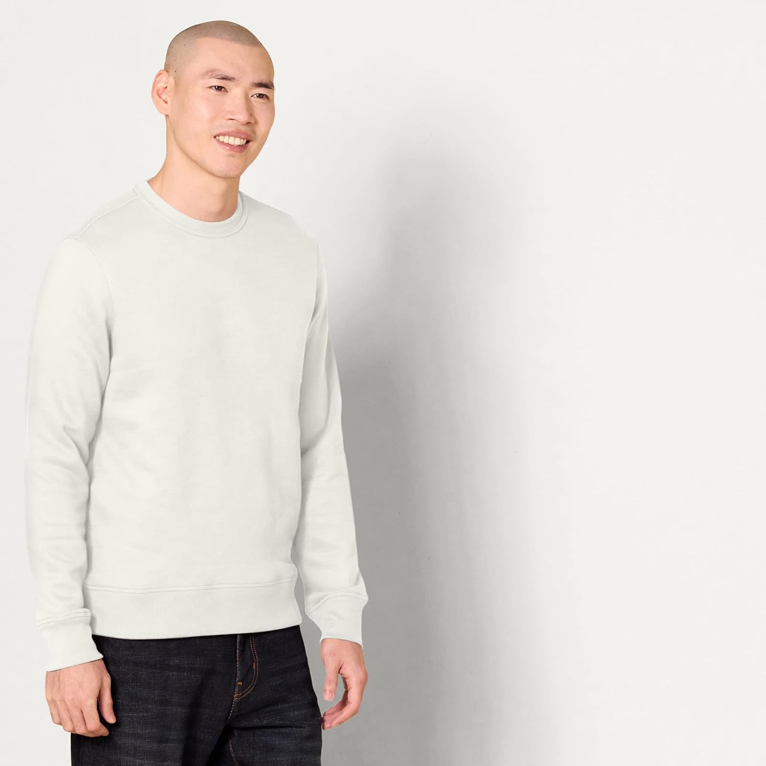 Thumbnail 4 de Amazon Essentials Herren Fleece-Sweatshirt mit Rundhalsausschnitt (Big & Tall)