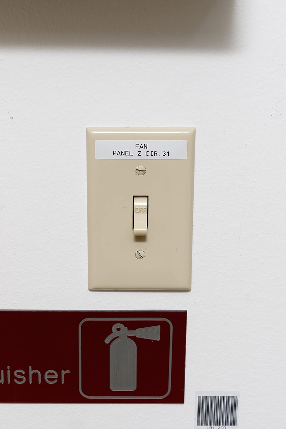 Detalle de Brady nastro in vinile per stampanti per etichette M210 e M211 M21-375-595-WT (nero su bianco, 9,53 mm x 6,40 m)