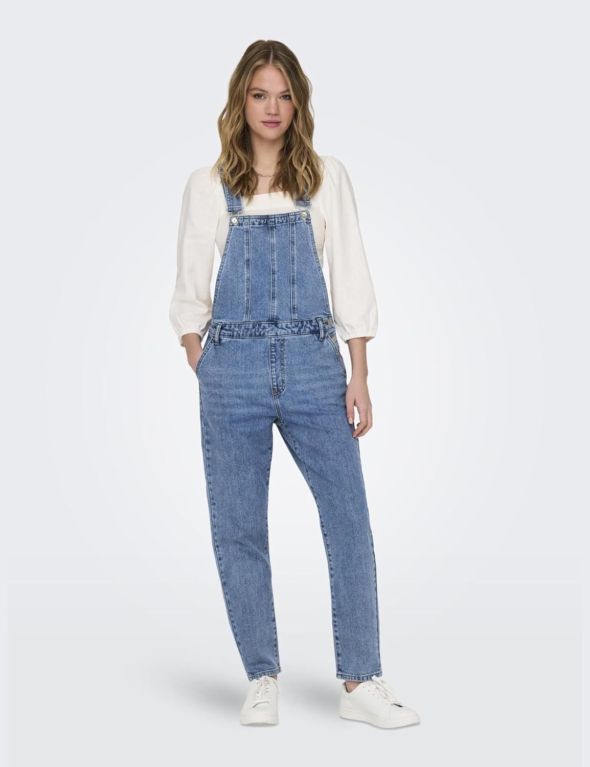 Detalle de ONLY Tuta Intera Donna: comfort sostenibile e movimenti fluidi