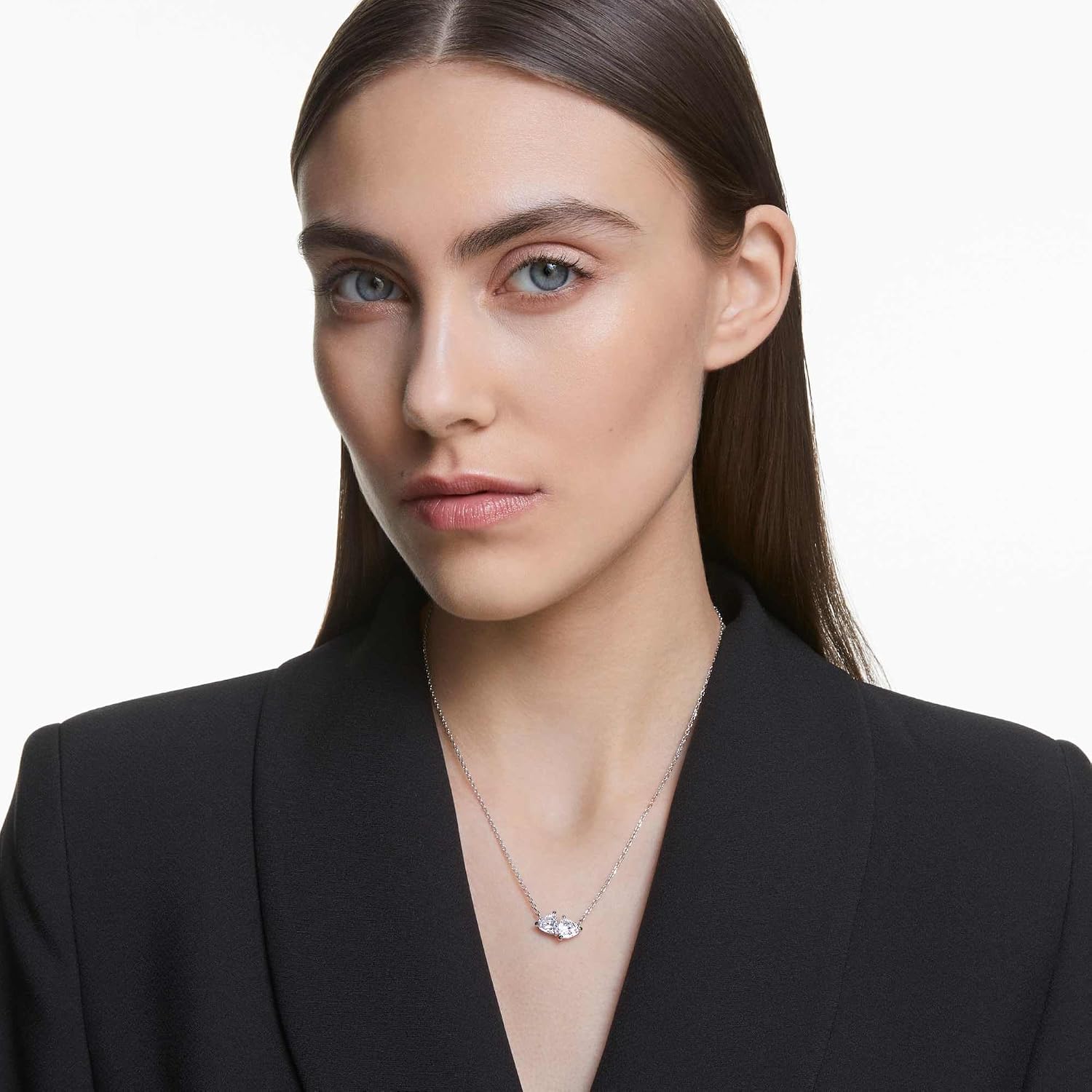 Detalle de Swarovski Attract Soul Necklace with Pink and Clear Crystals, Rhodium-Tone Finish