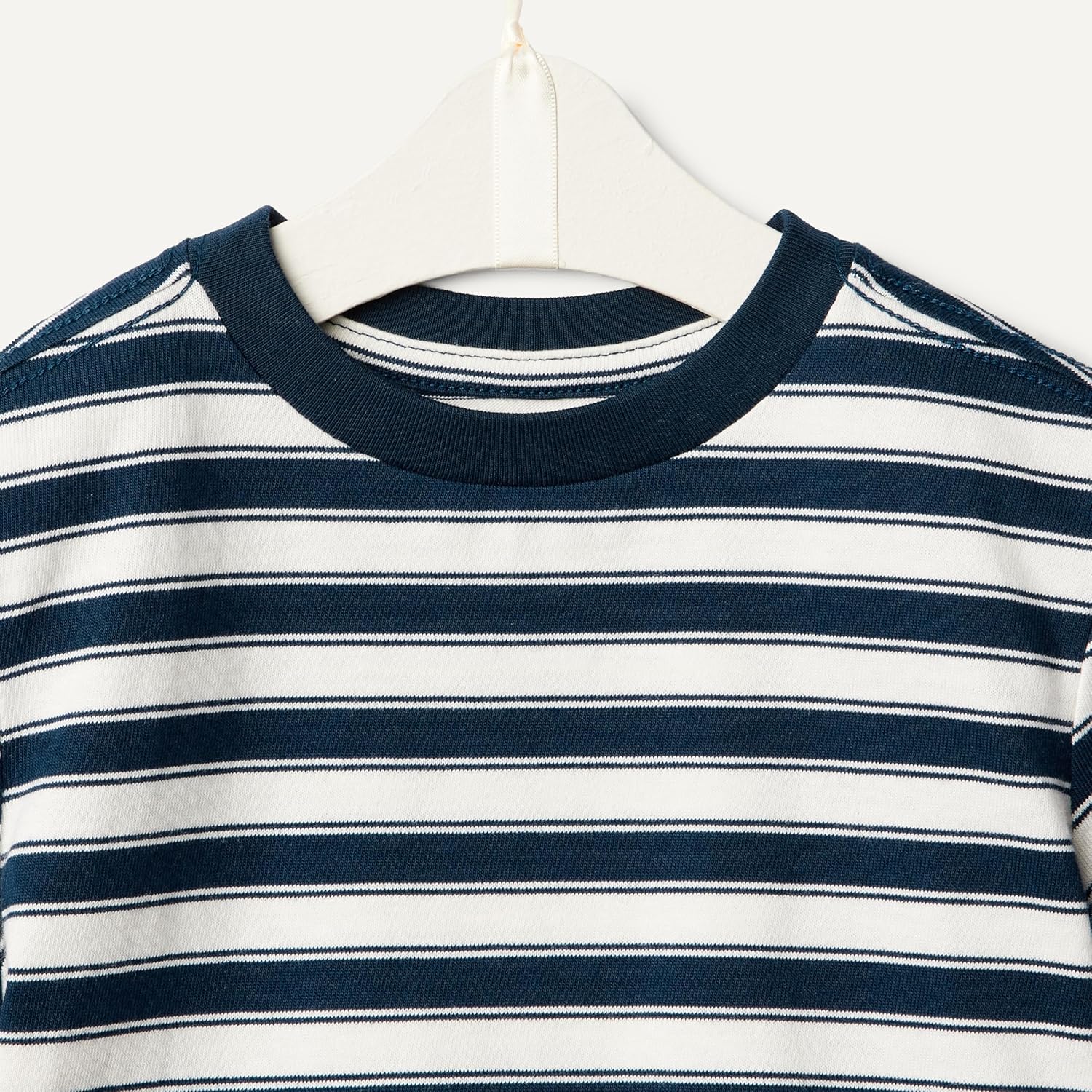 Thumbnail 4 de Amazon Essentials x Sofia Grainge Jungen-Set aus T‑Shirt und Shorts (Multi-Packs)