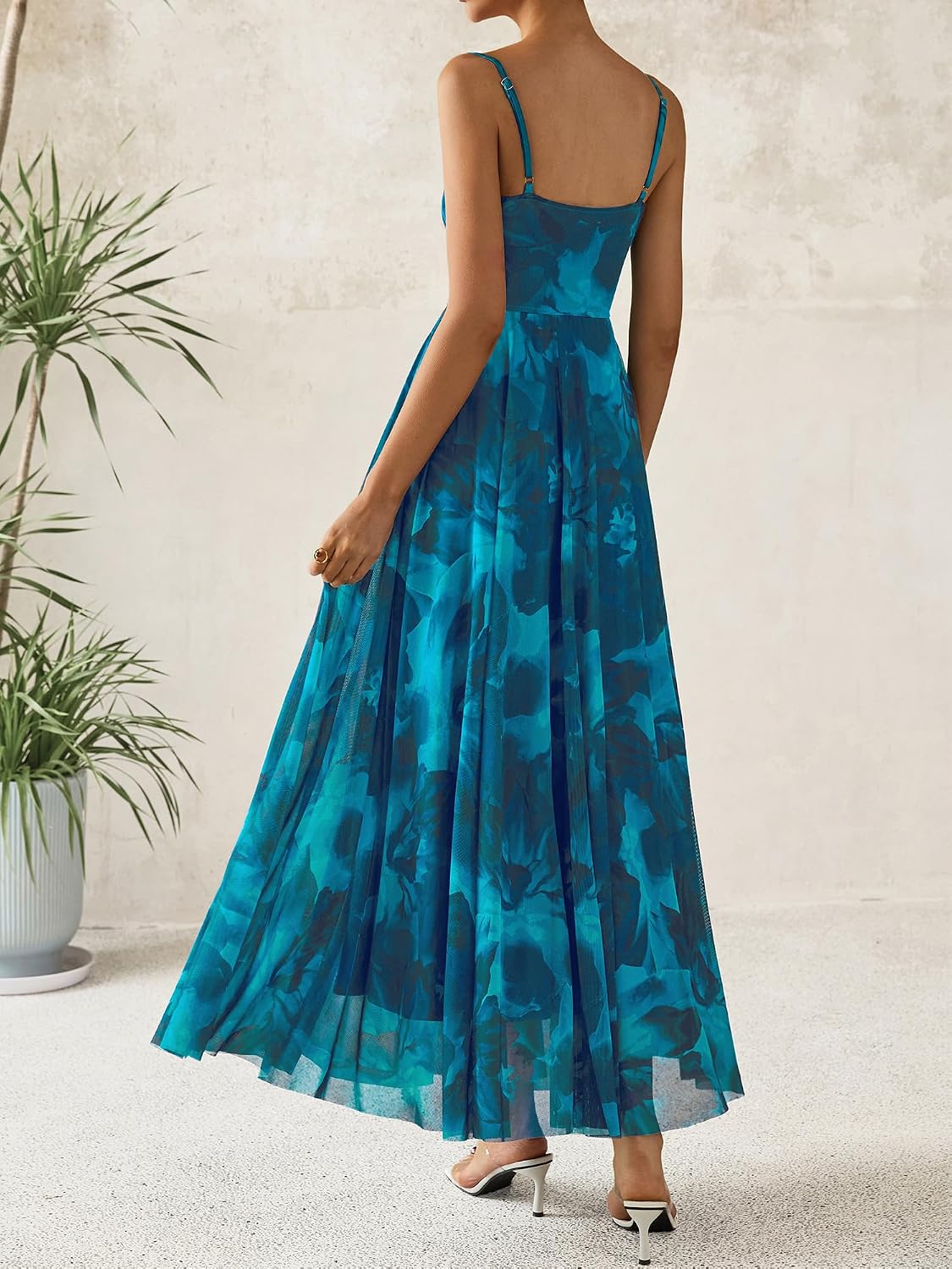 Detalle de BTFBM Summer Floral Maxi Dress: Elegant Boho Beachwear for Warm‑Weather Moments