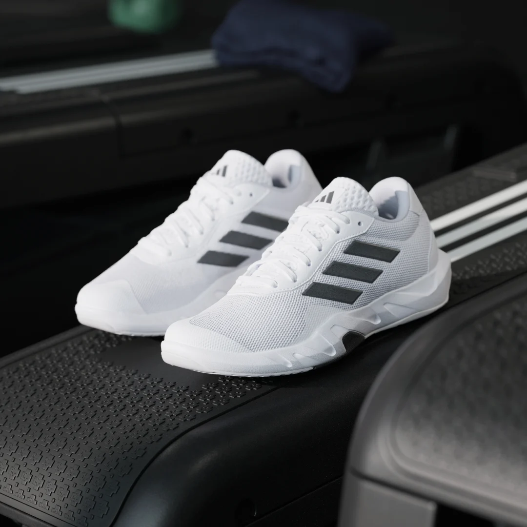 Thumbnail 3 de adidas Amplimove: zapatillas de training blancas para entrenar con comodidad