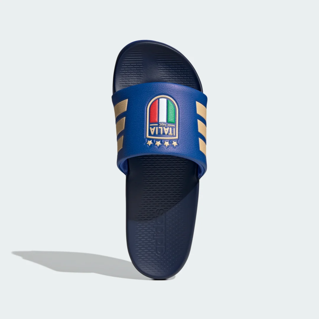 Thumbnail 1 de Adilette Comfort 2.0 Italia de Adidas: chancla casual en azul para uso diario