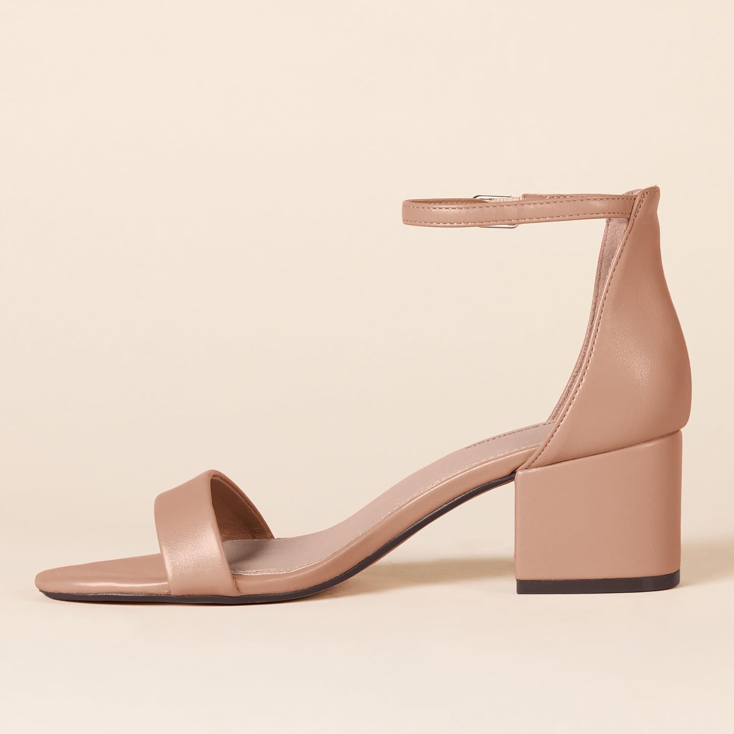 Thumbnail 2 de Amazon Essentials Women's Two Strap Heeled Sandal