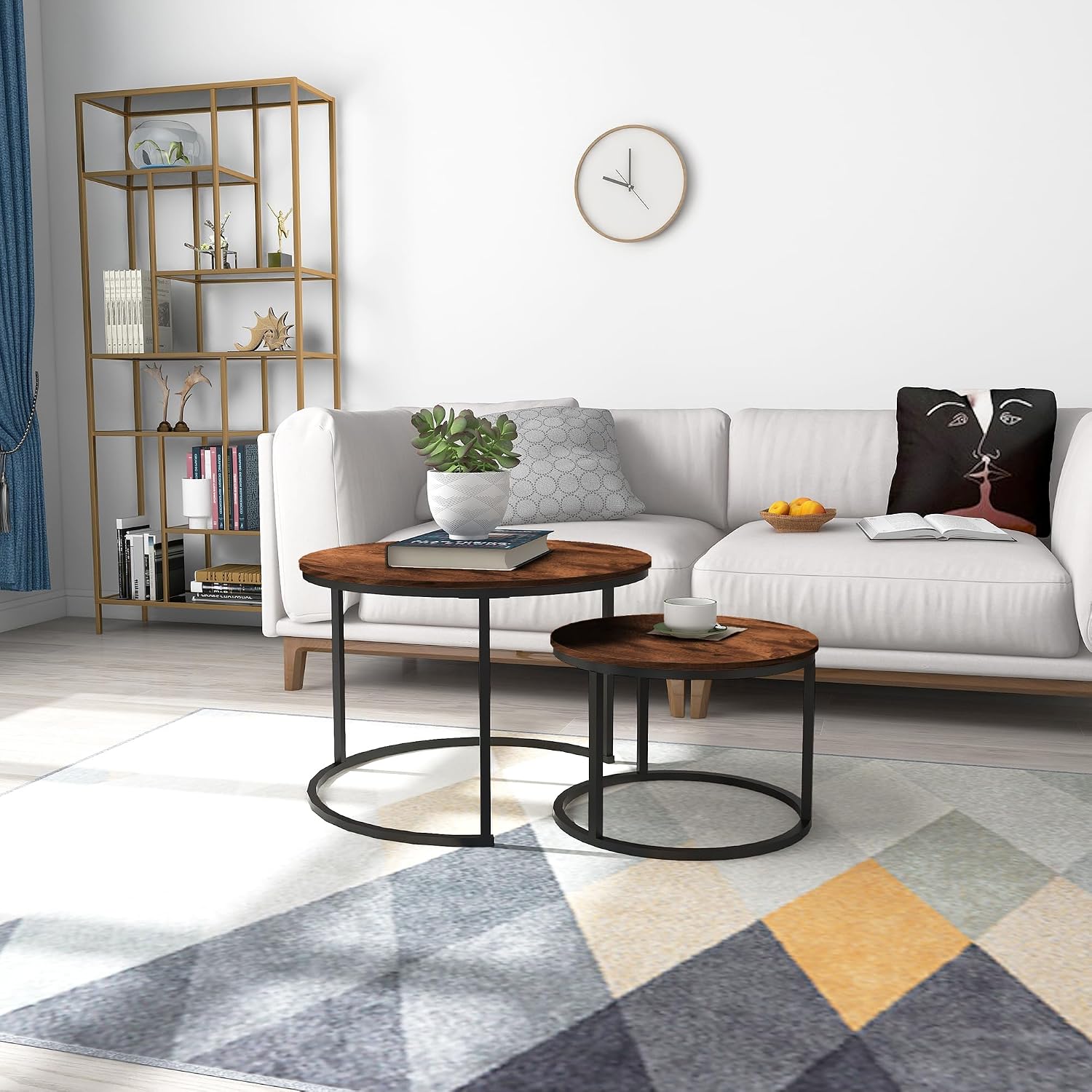 Detalle de HOMERECOMMEND SB-120 ronde nesting-salontafelset met zwart metalen frame