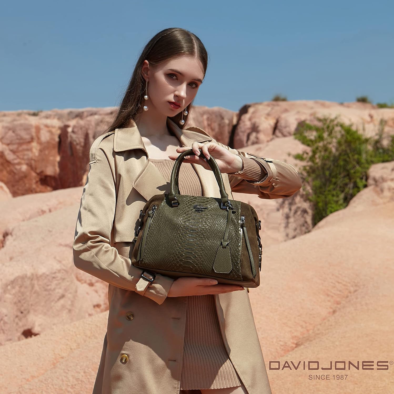 Thumbnail 1 de David Jones sac bowling femme gris façon serpente, bandoulière amovible