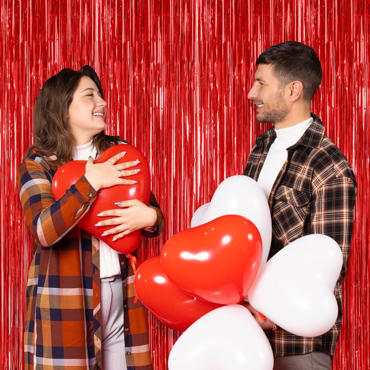 Thumbnail 5 de 2 Pack Red Tinsel Backdrop (3.28 ft x 7.05 ft) – Fringe Curtains for Valentine’s Day, Weddings, and More