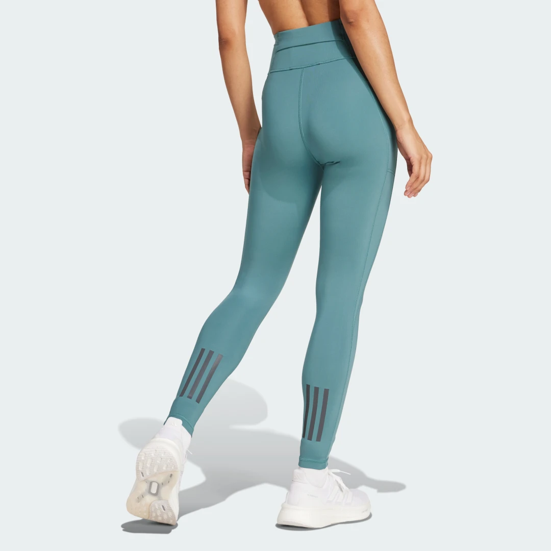 Detalle 2 de Mallas 7/8 Own the Run de Adidas — verde