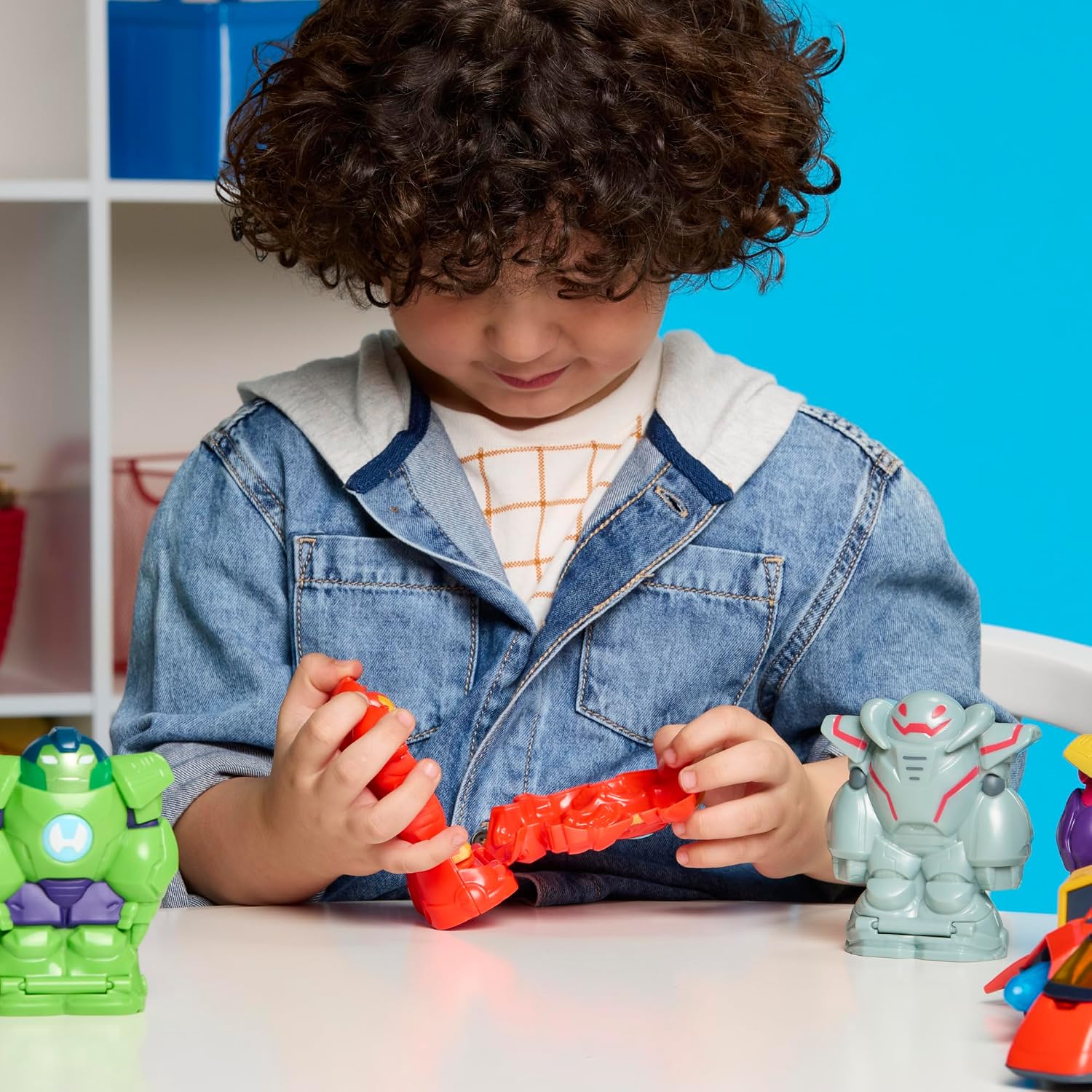 Detalle de Marvel Iron Man Ultimate Giant-Sized Armour Iron Jet Toy Set with 4 Figures
