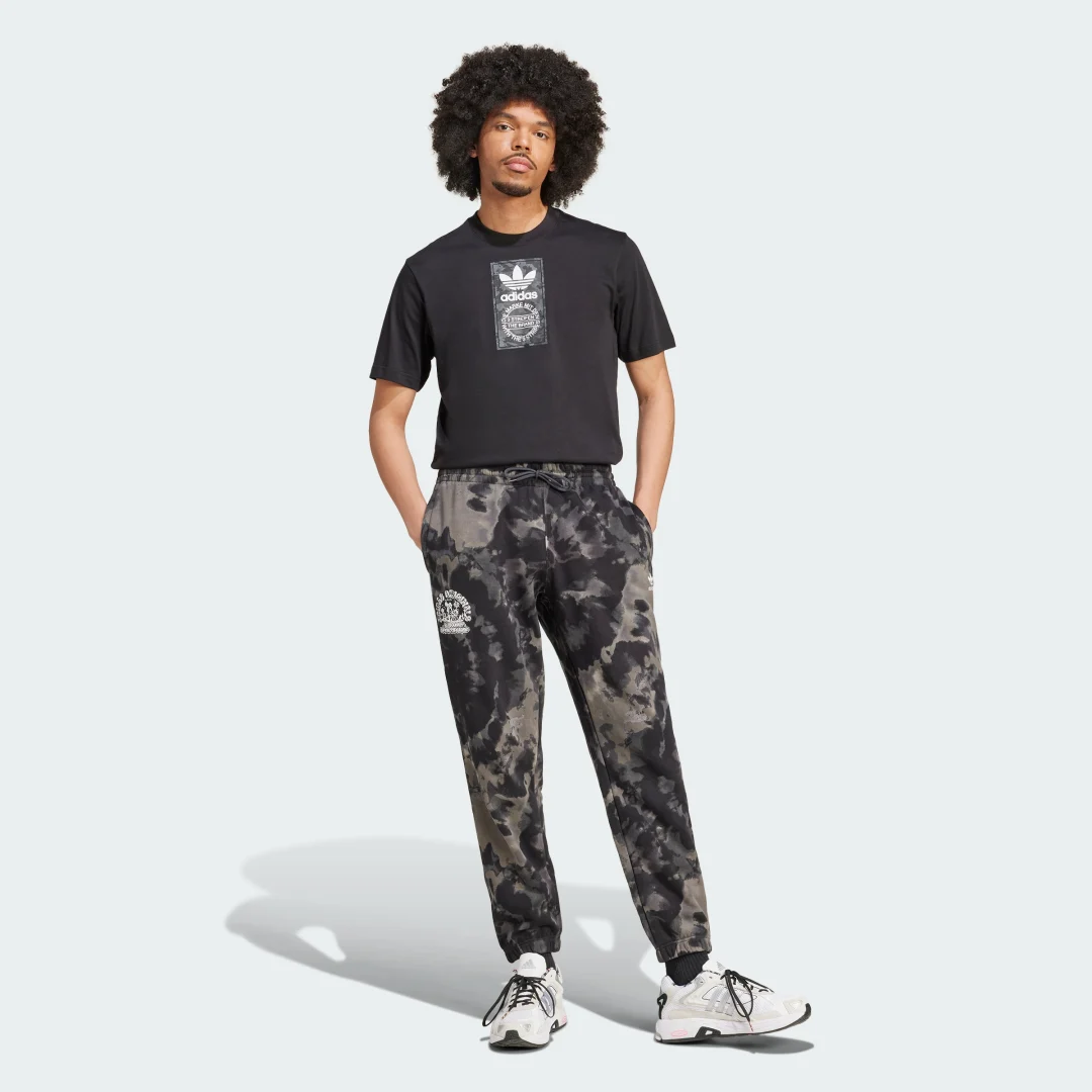 Detalle de Adidas Camiseta Camo Label Negro