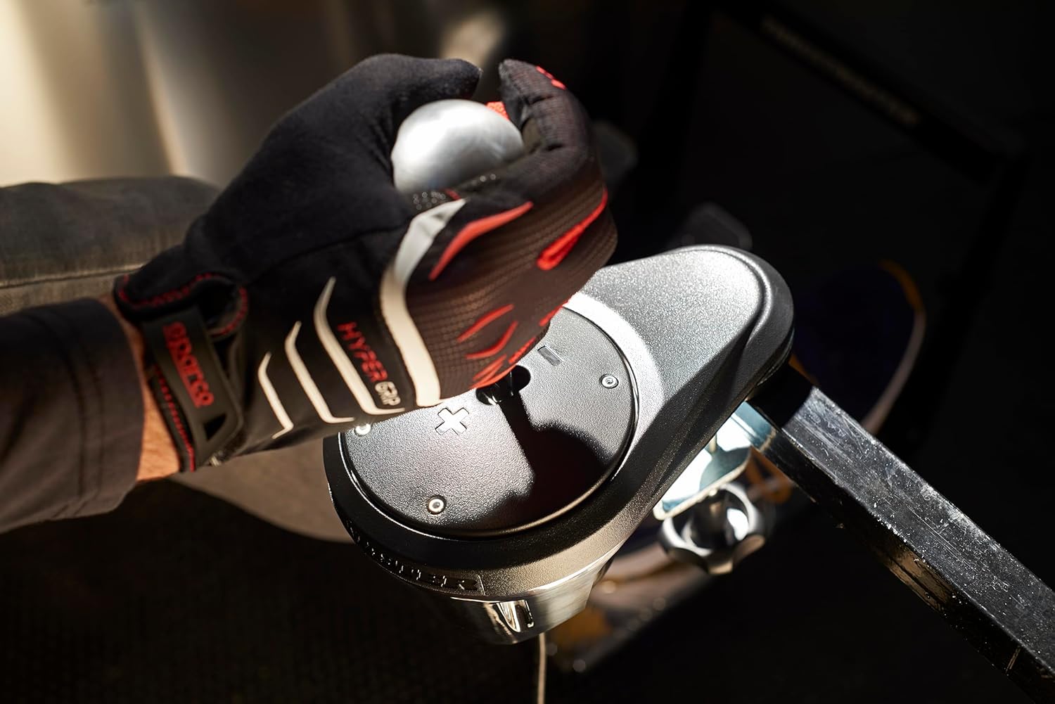 Thumbnail 4 de Thrustmaster TH8A Shifter for PS5, PS4, Xbox Series X|S, PC — H-Pattern & Sequential Sim Racing Shifter