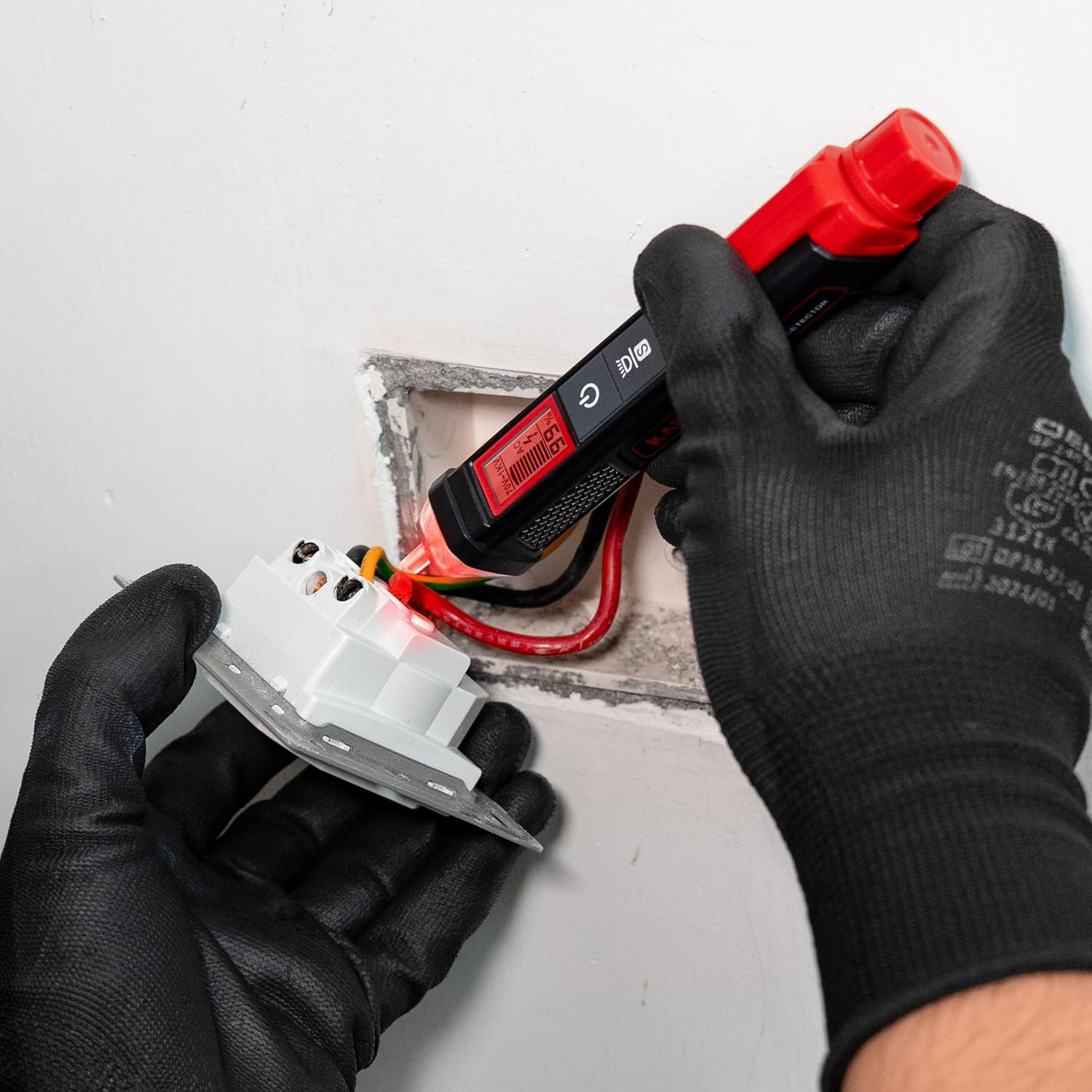 Detalle 2 de KAIWEETS HT100s cercafase senza contatto 12V