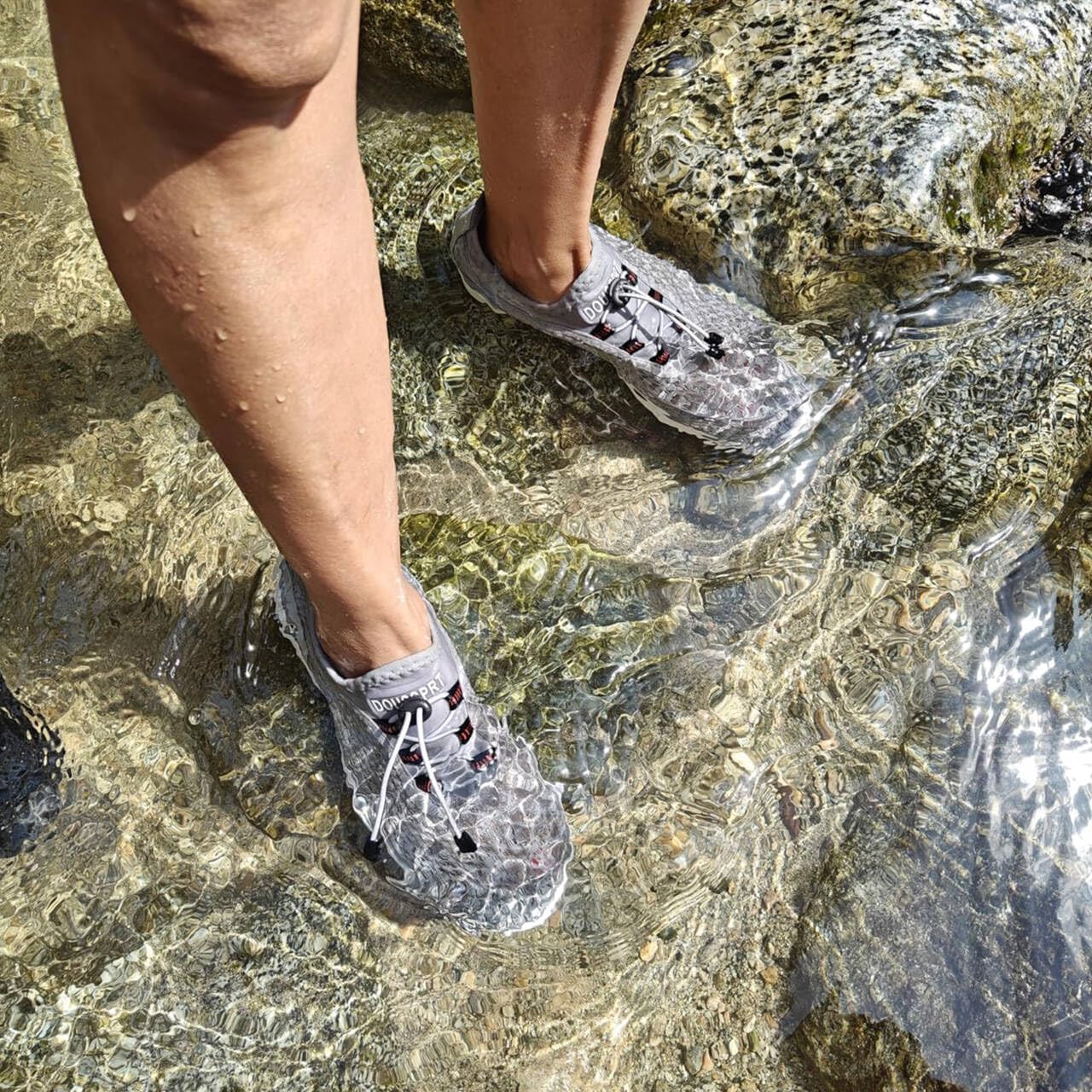 Detalle de DOUSSPRT Women’s Quick-Drying Water Shoes for Sports & Beach Days