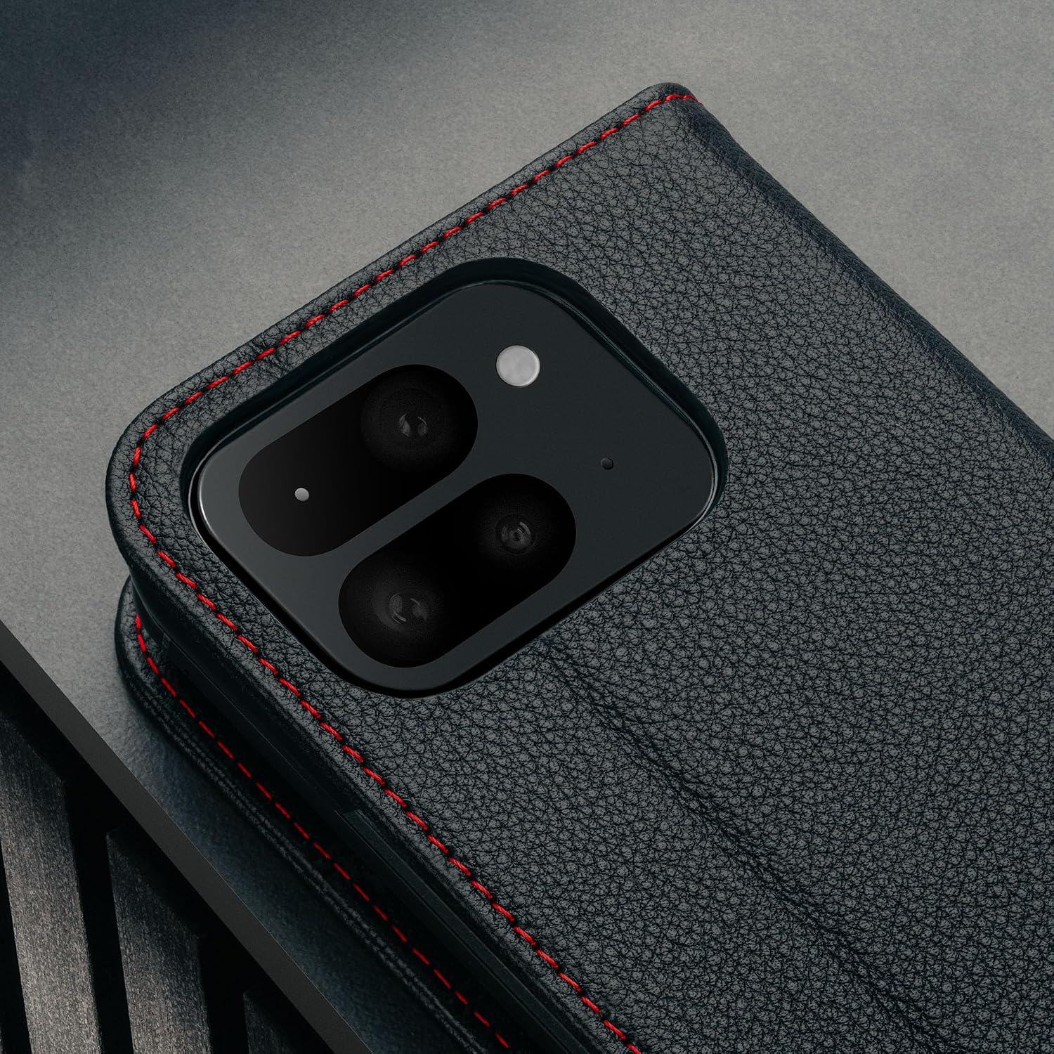 Thumbnail 4 de TORRO Google Pixel 10 Pro Fold対応 手帳型本革ケース スタンド・カード収納付き ブラック／レッド