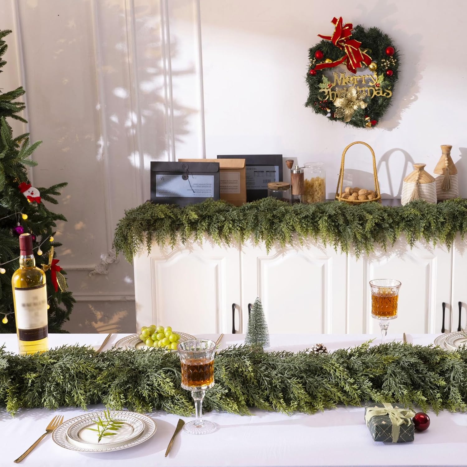 Detalle de KIWDY DC-011 9-Foot Christmas Cedar Garland, Unlit PE Greenery