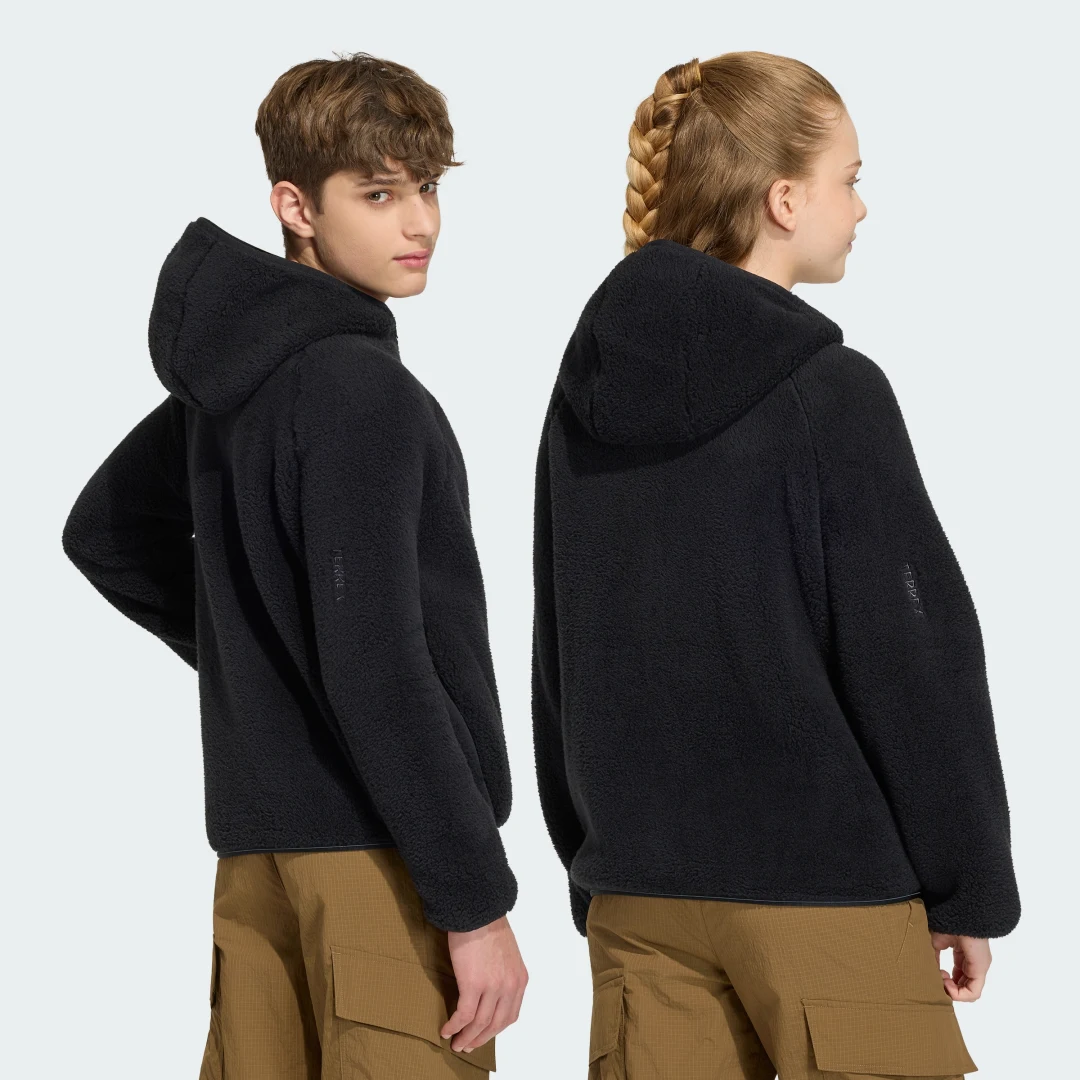 Detalle 2 de Chaqueta Terrex Xploric de Adidas, felpa con capucha y cremallera (negra)