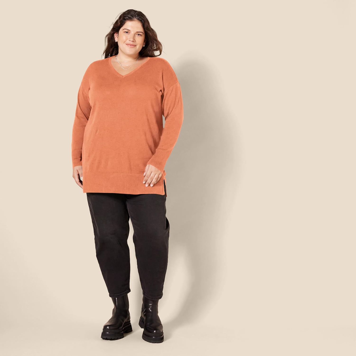 Thumbnail 4 de Amazon Essentials Damen Tunika-Pullover mit V-Ausschnitt und langen Ärmeln – leichter Baumwollmix (auch in Übergröße)
