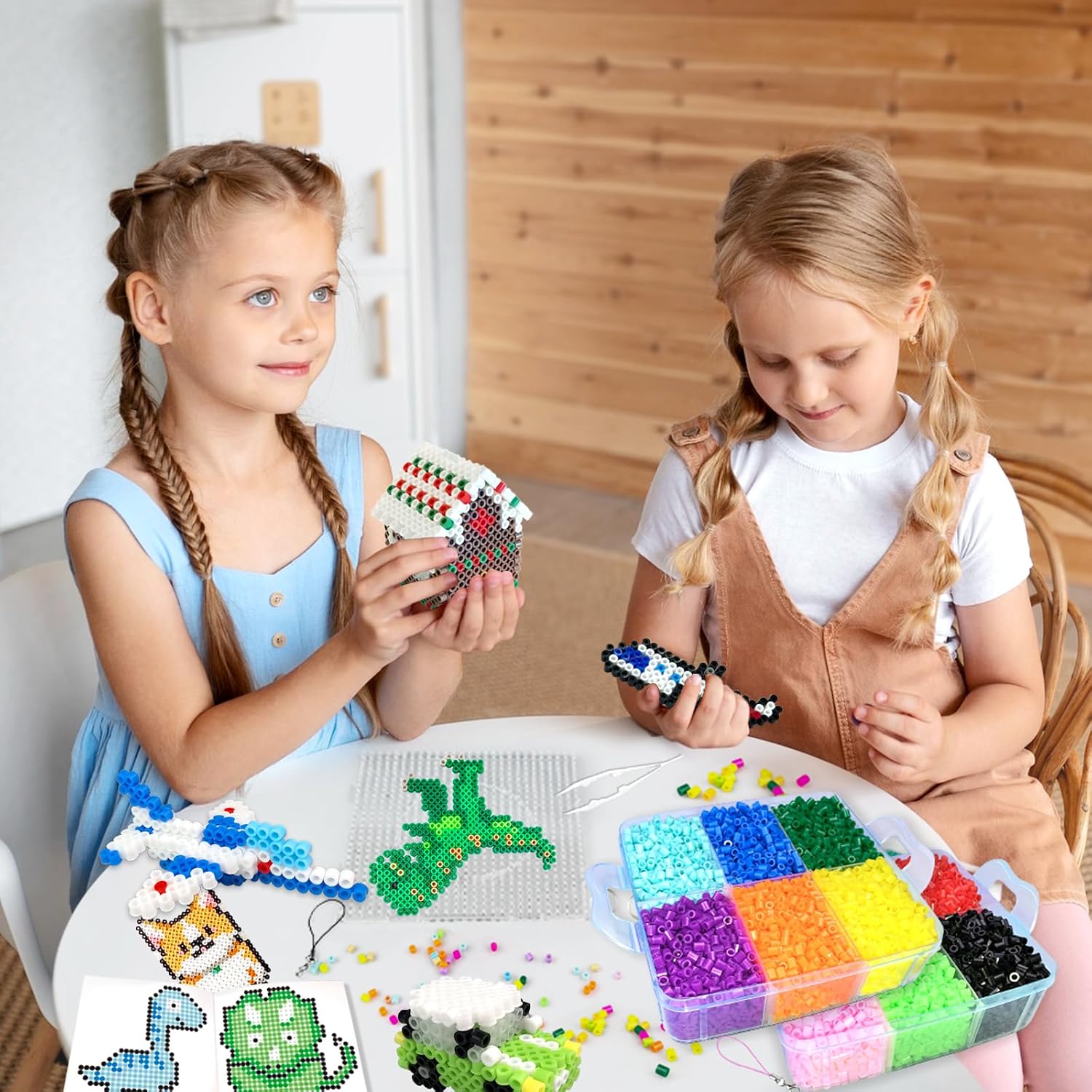 Detalle de 11000 Fuse Beads Kit for Kids – 20 Colours, 5mm Beads, Storage Box & Accessories