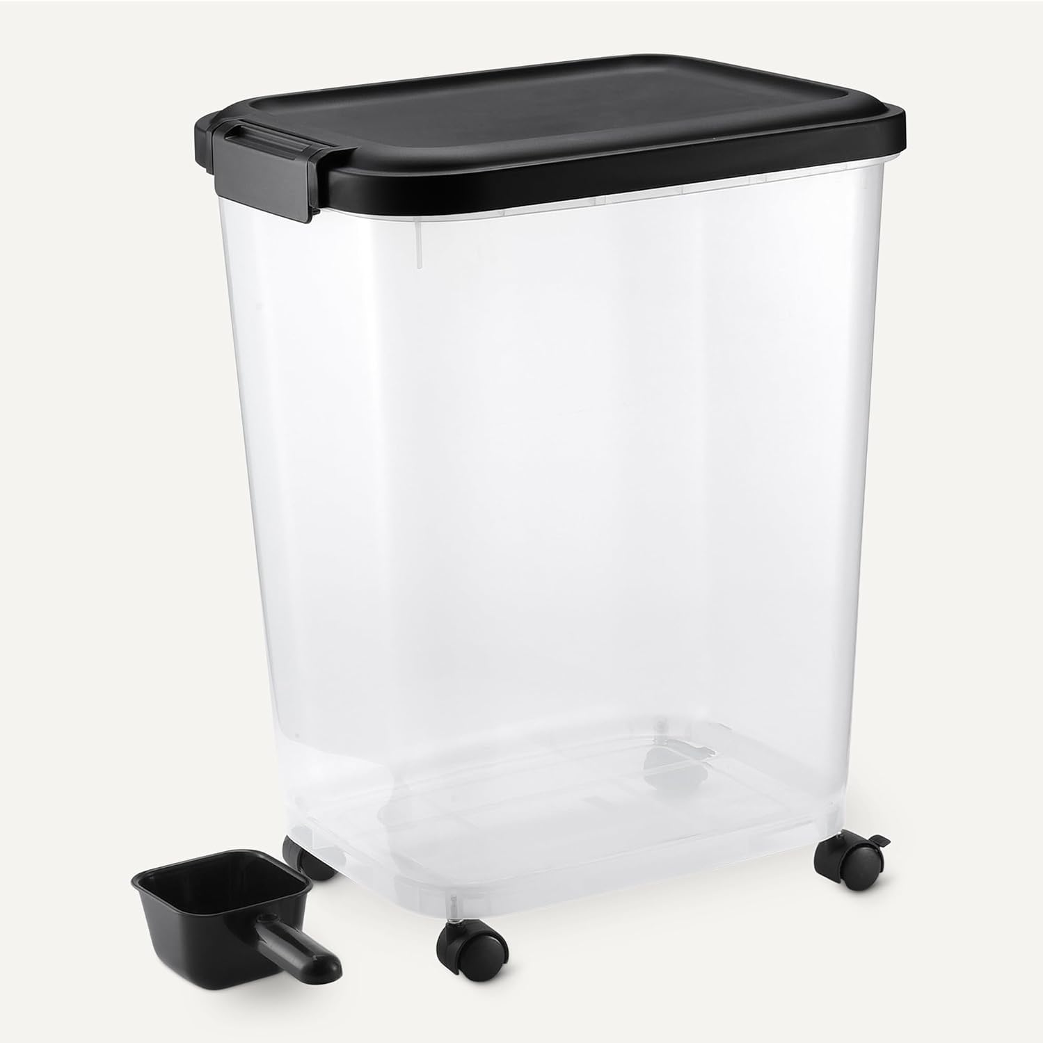 Detalle 2 de Amazonベーシック ペットフード保存容器 透明&ブラック、密閉蓋・キャスター・スクープ付き