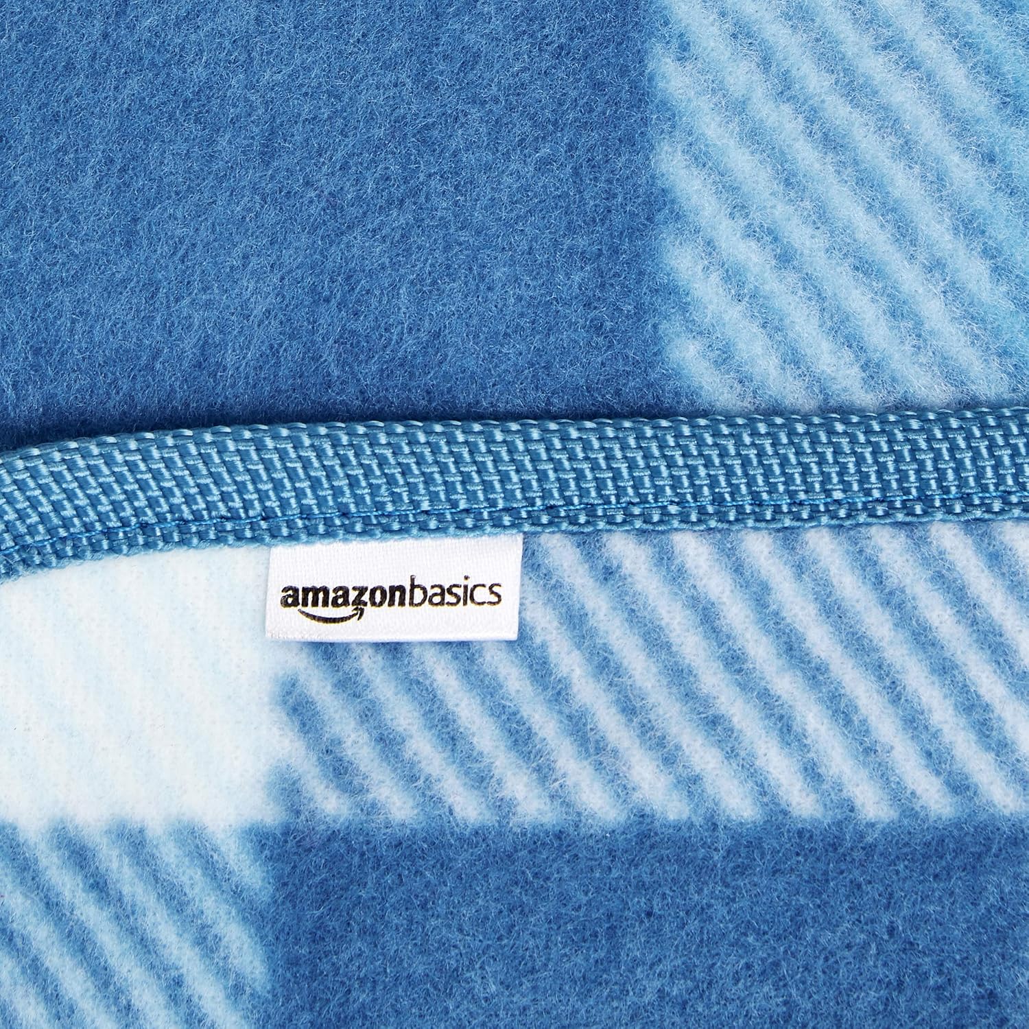 Thumbnail 7 de Amazon Basics Manta de Picnic con Base Impermeable, 175 x 200 cm