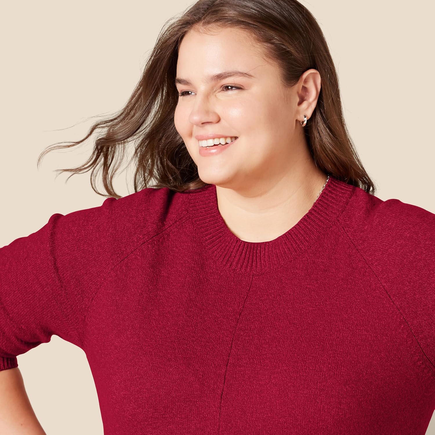Thumbnail 3 de Amazon Essentials Damen Regular-Fit Langarm-Pullover mit Rundhalsausschnitt
