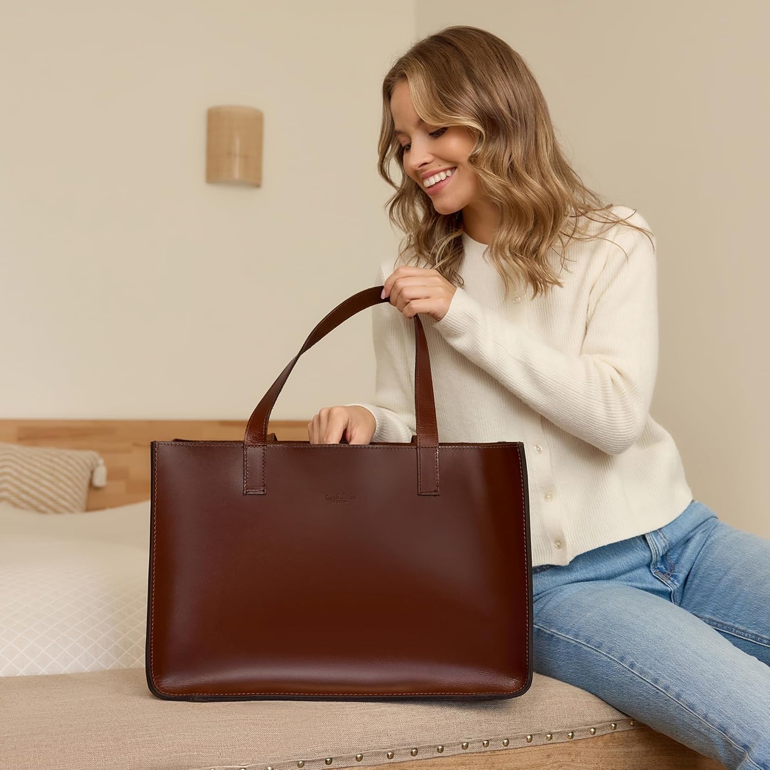 Thumbnail 1 de Gusti Leder Agatha Shopper 1 AirTag-Fach