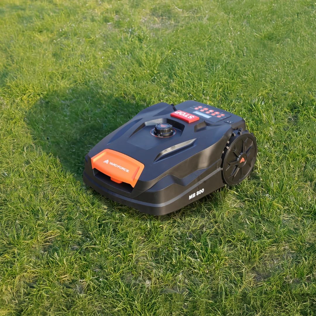 Detalle de Yard Force MB800 robotic lawn mower 800m²