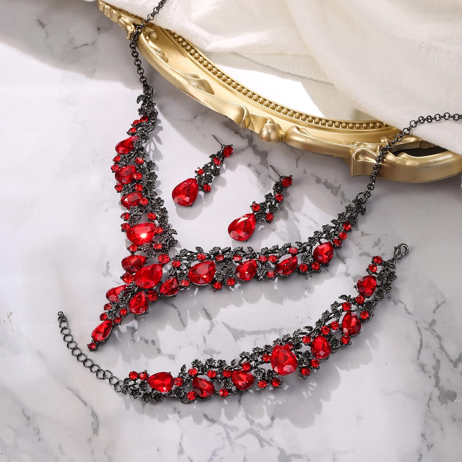 Thumbnail 2 de Parure bijoux mariage Clearine en cristal autrichien (collier, boucles d’oreilles et bracelet)