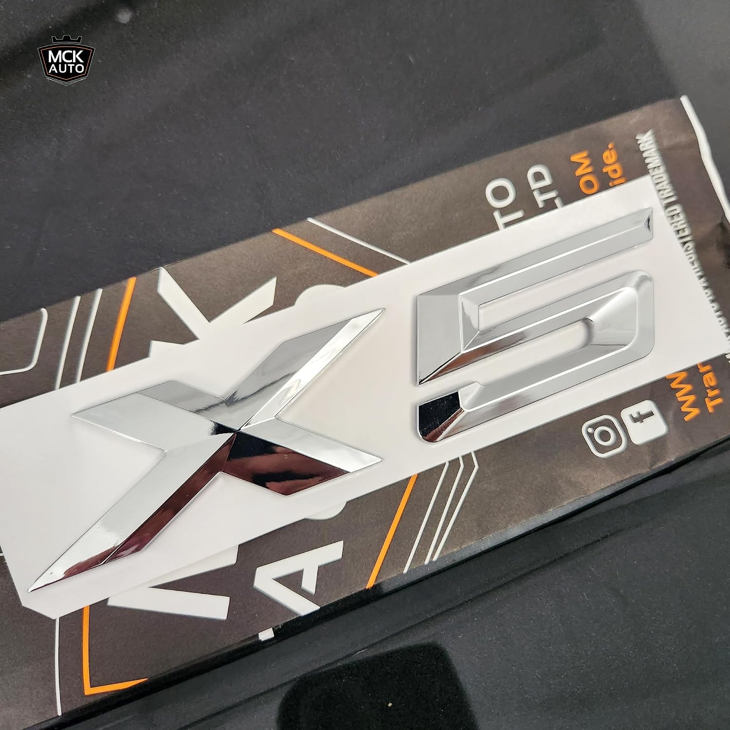 Thumbnail 2 de MCK Auto X5 Silver Glossy Rear Badge
