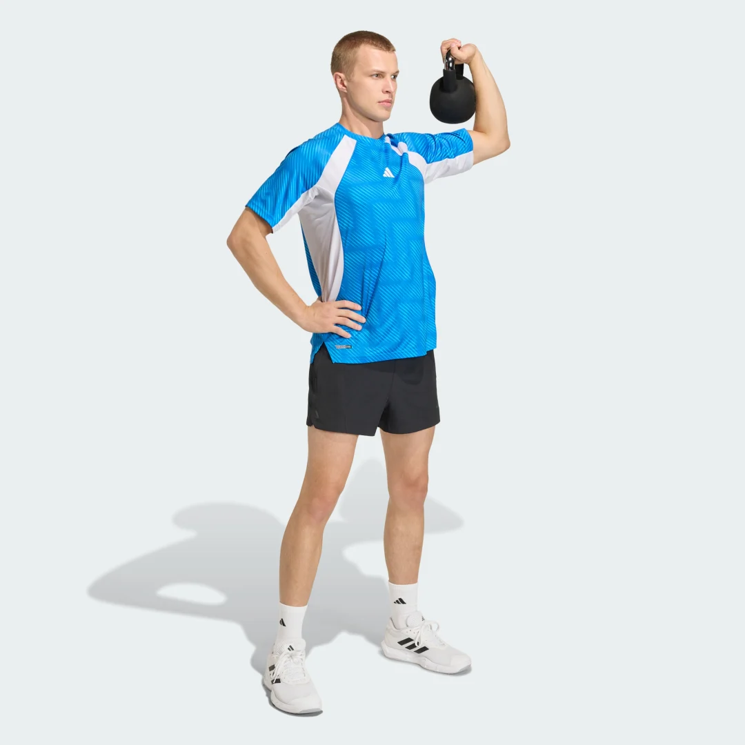 Detalle de Adidas Tech Apparel WC26, camiseta azul