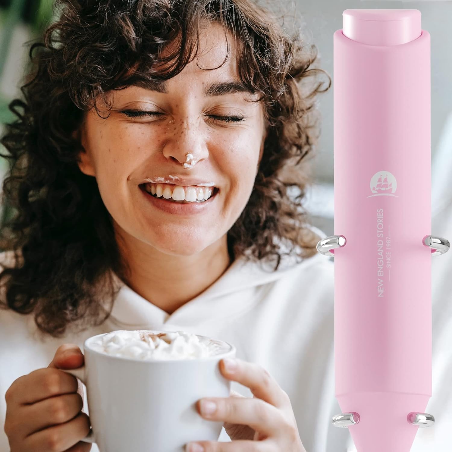 Detalle 2 de New England Stories G1-PINK-STAND Handheld Milk Frother with Stand