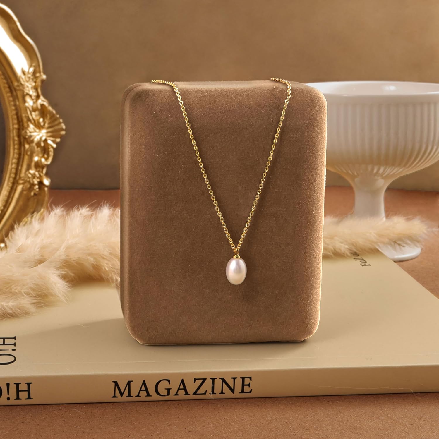Detalle de Gold Pearl Necklace, 14K Gold-Plated