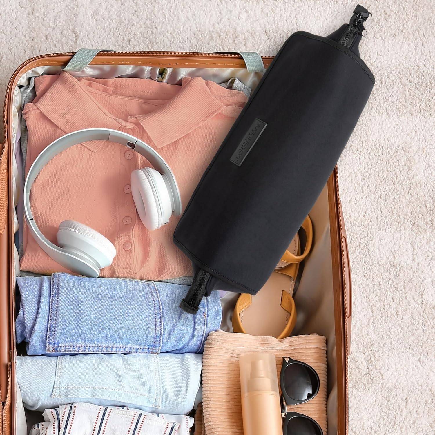 Detalle de Barefoot Caribou Hair Tools Travel Bag and Heat Resistant Mat (15.5")