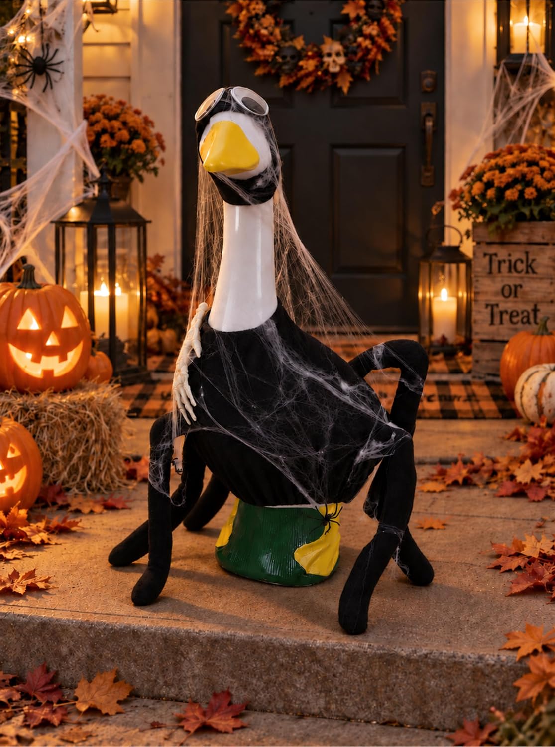 Detalle de fulasiteu SpiderGoose Halloween Porch Goose Costume, 23-Inch Fit with Spider Web