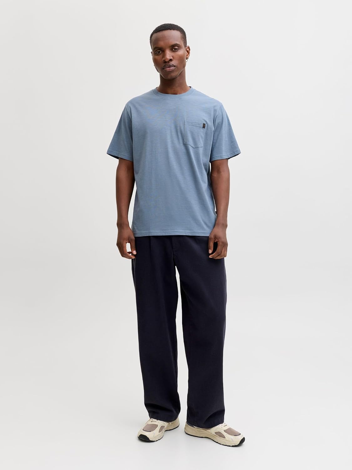 Detalle de JACK & JONES Jjedover Slub Tee SS Noos Uomo: maglietta basic per outfit rilassato