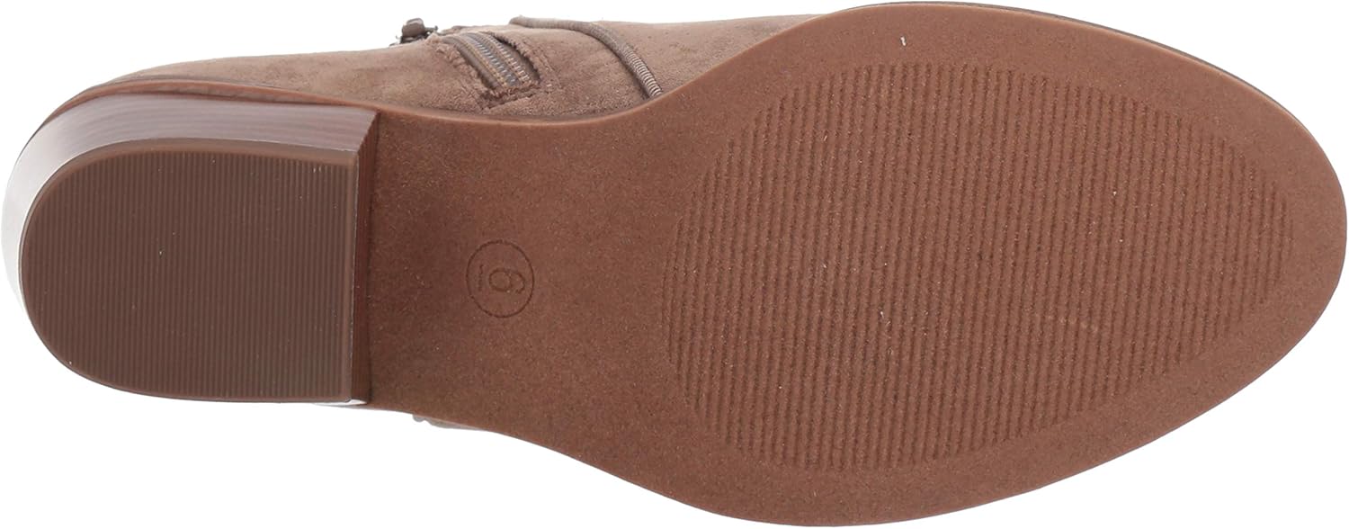 Thumbnail 3 de Amazon Essentials Women's Ankle Boots with Block Heel