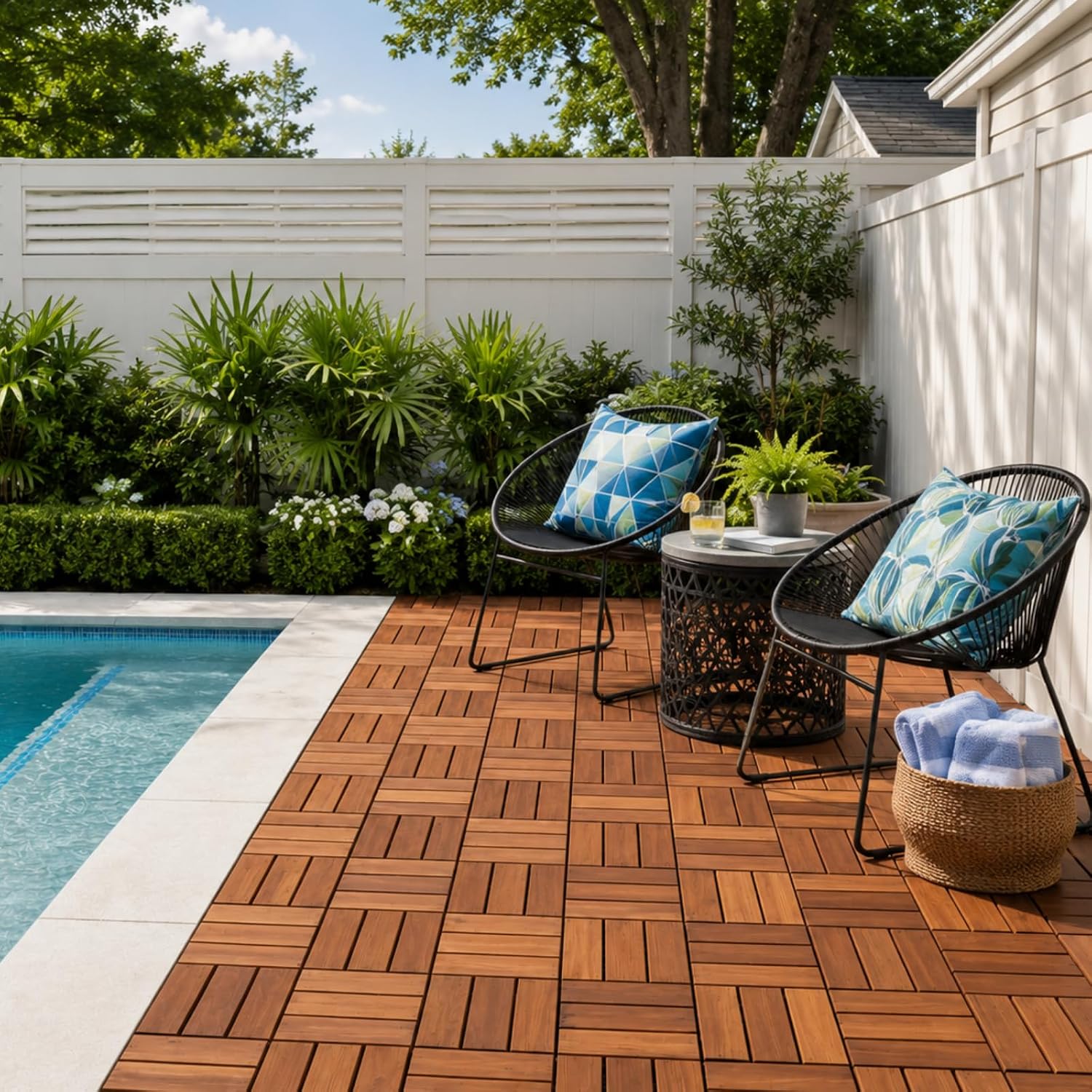 Detalle de THYOI Acacia Wood Deck Tiles