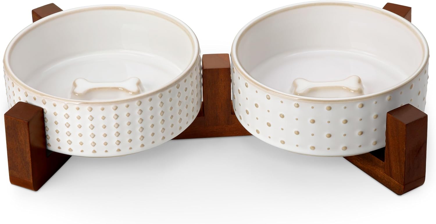 Detalle de MALACASA LYDIA Ceramic Pet Bowl Set with Walnut Wood Stand, Non-Slip Base