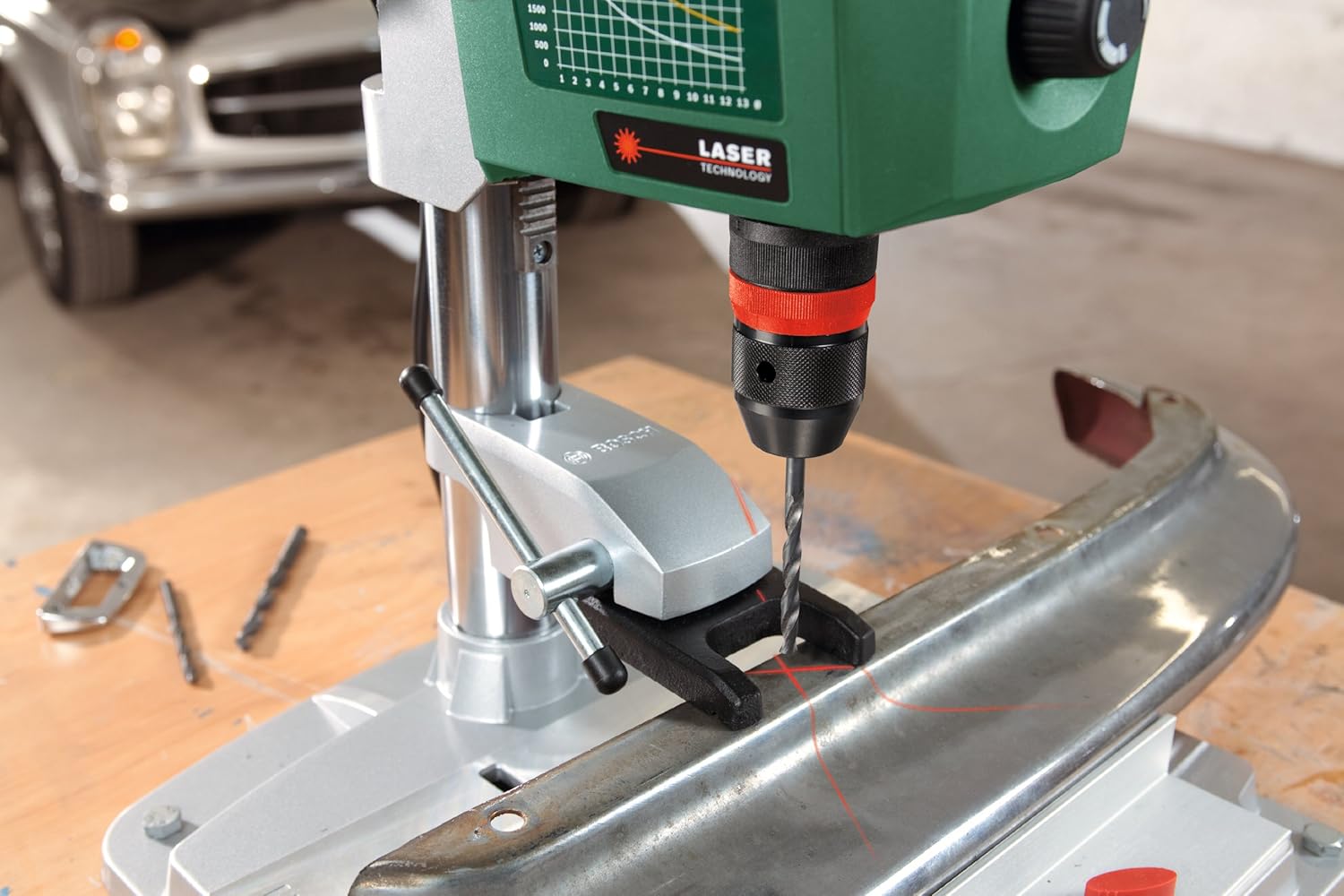 Thumbnail 2 de Bosch Bench Drill PBD 40 (710 W) with 2-speed gearbox and quick-action clamp