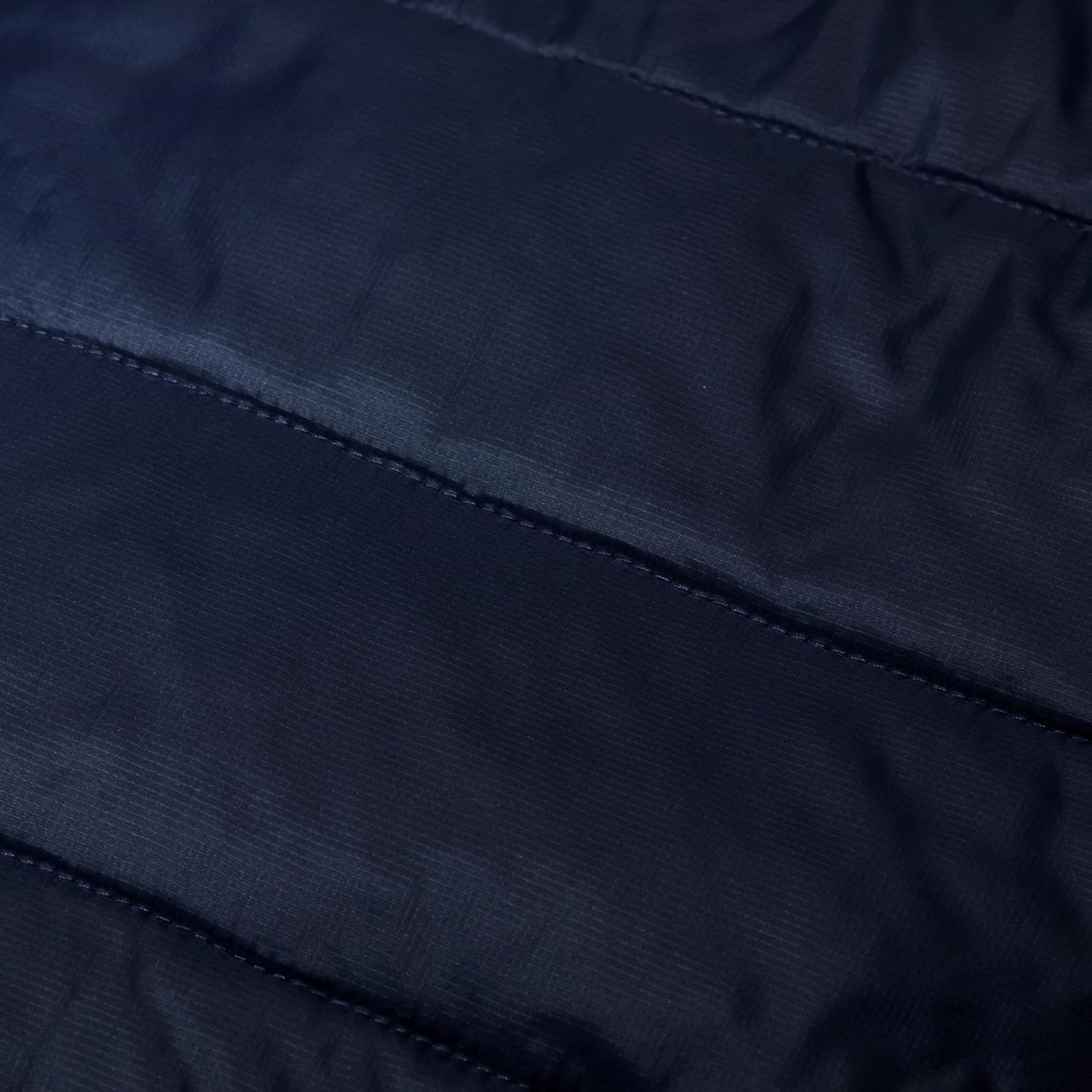 Detalle de Mammut Crag In Jacket Women: giacca hardshell calda e leggera con LOOPINSULATION
