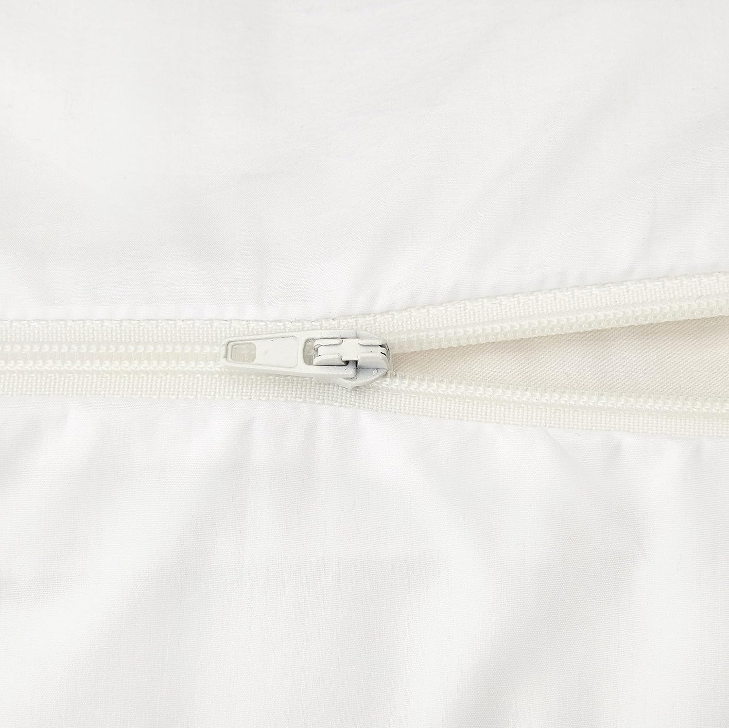 Detalle 1 de Amazon Basics protège‑oreillers 50 x 80 cm