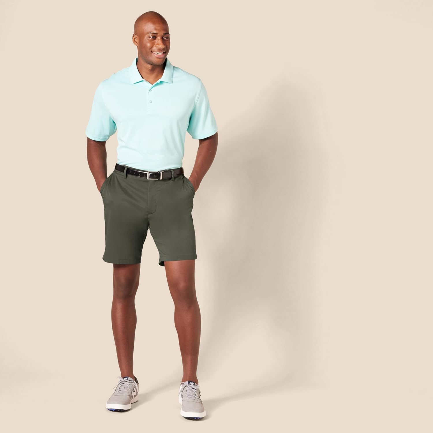 Thumbnail 6 de Amazon Essentials Herren Slim-Fit-Stretch-Golfshorts – leichte, formstabile Shorts für Performance auf dem Platz