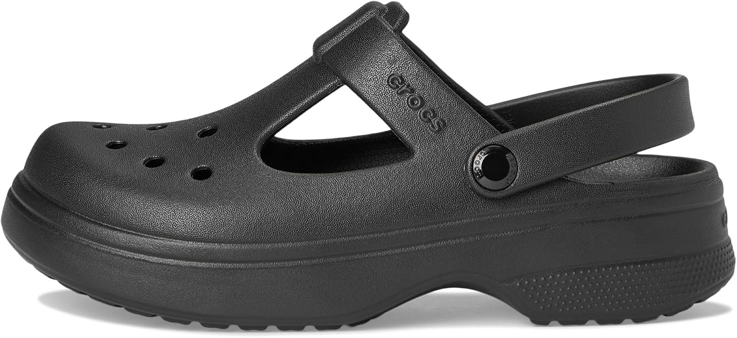 Detalle 2 de Crocs Kids Classic Mary Jane – easy-clean clogs for everyday comfort