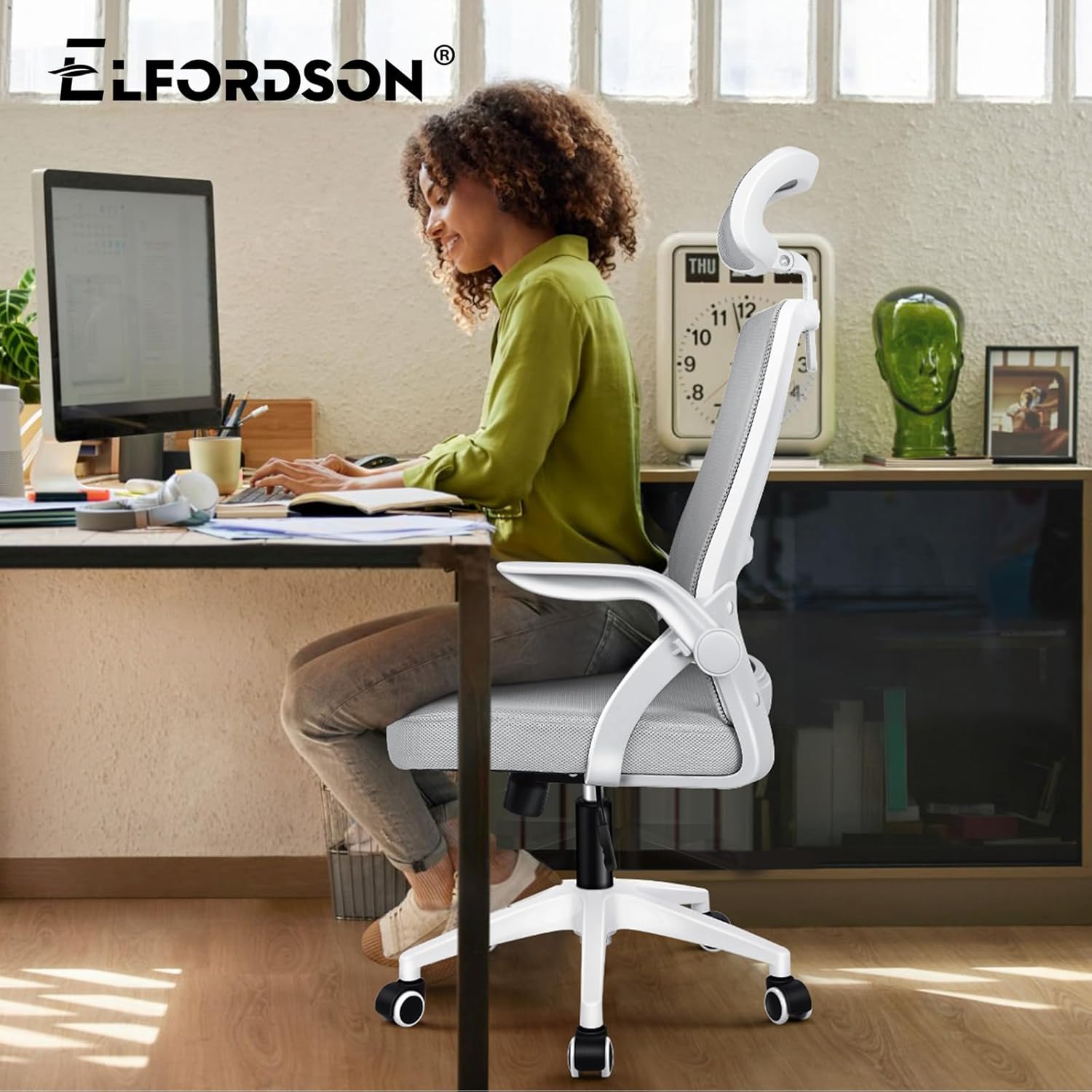 Detalle 2 de ELFORDSON Ergonomic Office Chair with Mesh Back, Headrest and Lumbar Support