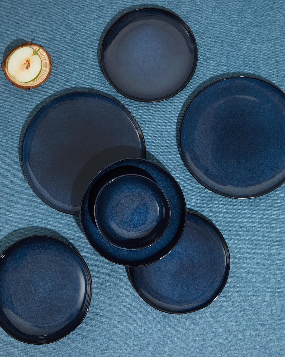 Detalle de Pokini 32-Piece Starry Blue Dinnerware Set with Pasta Bowls for Eight