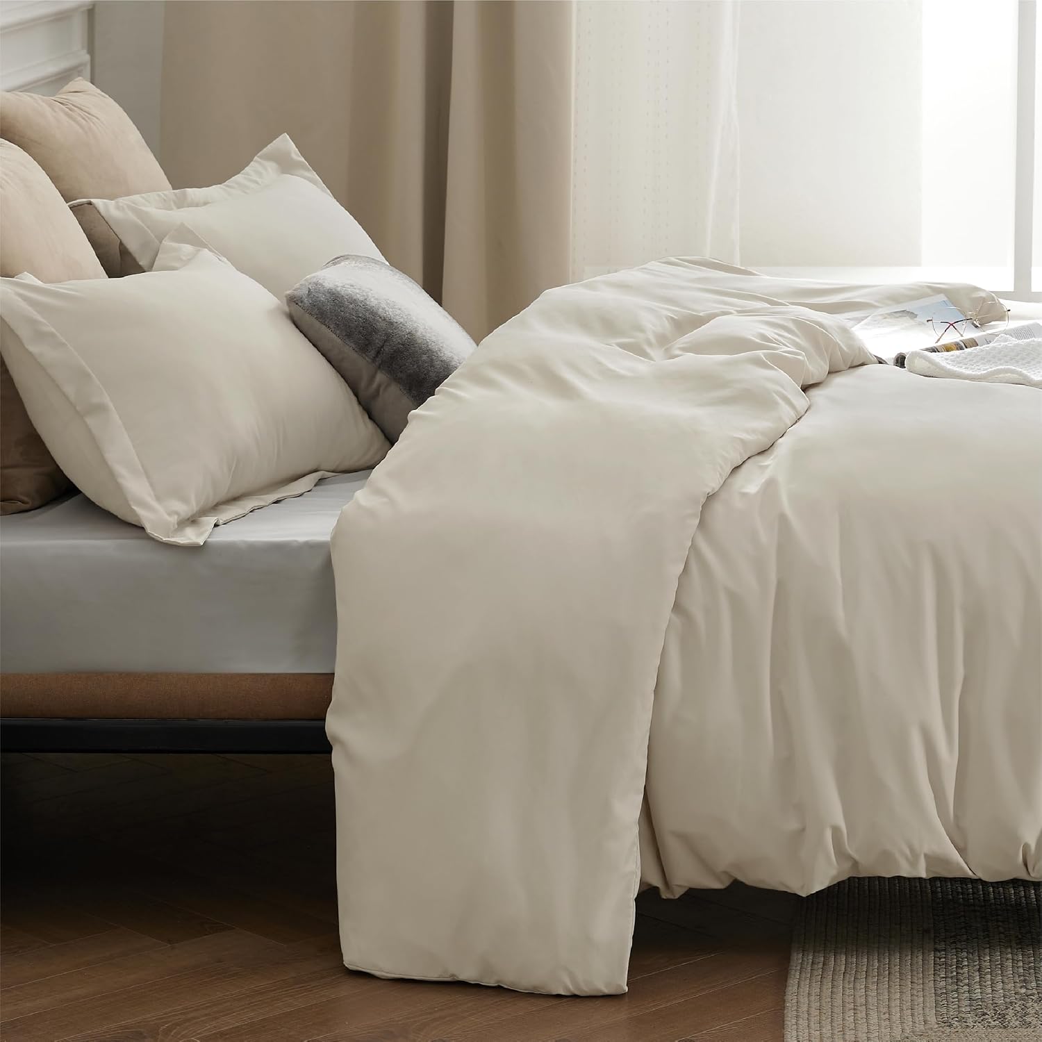 Detalle 2 de Bedsure Duvet Cover Set-Solid, King Polyester Microfibre with Zipper